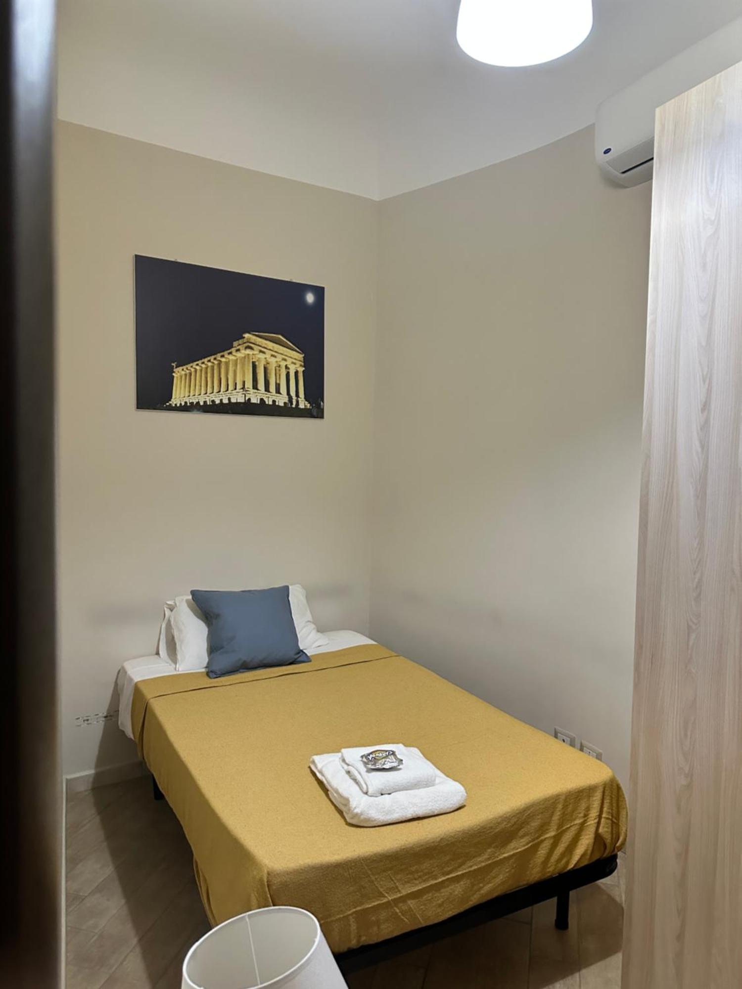 La Casa In Centro Apartment Agrigento Bagian luar foto